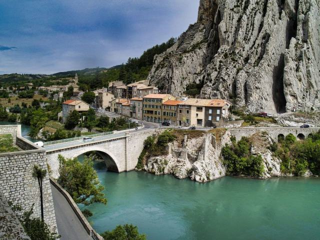 Covoiturage Digne-les-Bains 04000 : partagez vos trajets depuis le centre-ville
