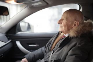 Covoiturage seniors dans le 04 : rester mobile en rural